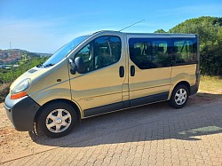 06 Renault Trafic 1.9 dci 100 9 Seater R 119900