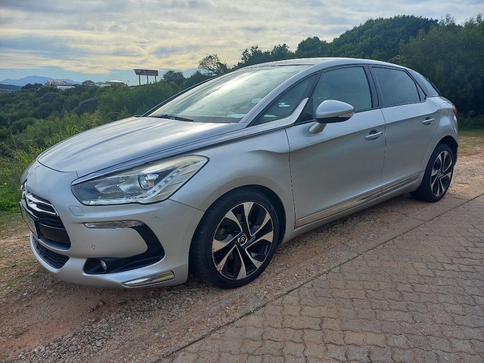 2015 Citroen DS5 1.6i Automatic 109000 km R 159900