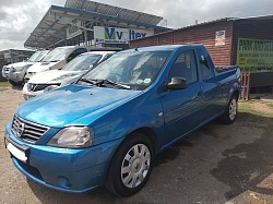 09 Nissan NP 200 1.6i 130000 km R 99000